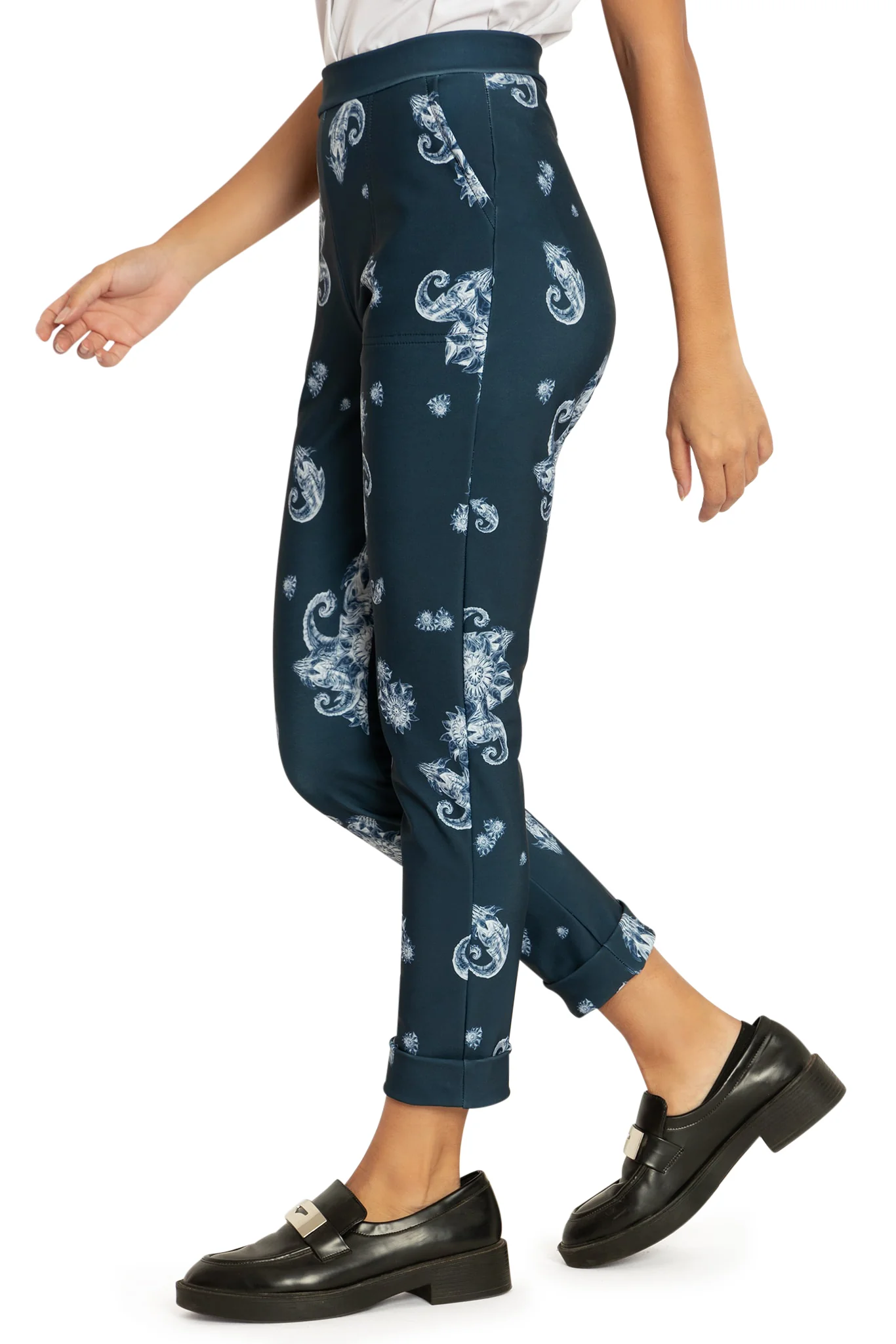 Baldur's Bouquet Cuffed Pants - Image 4