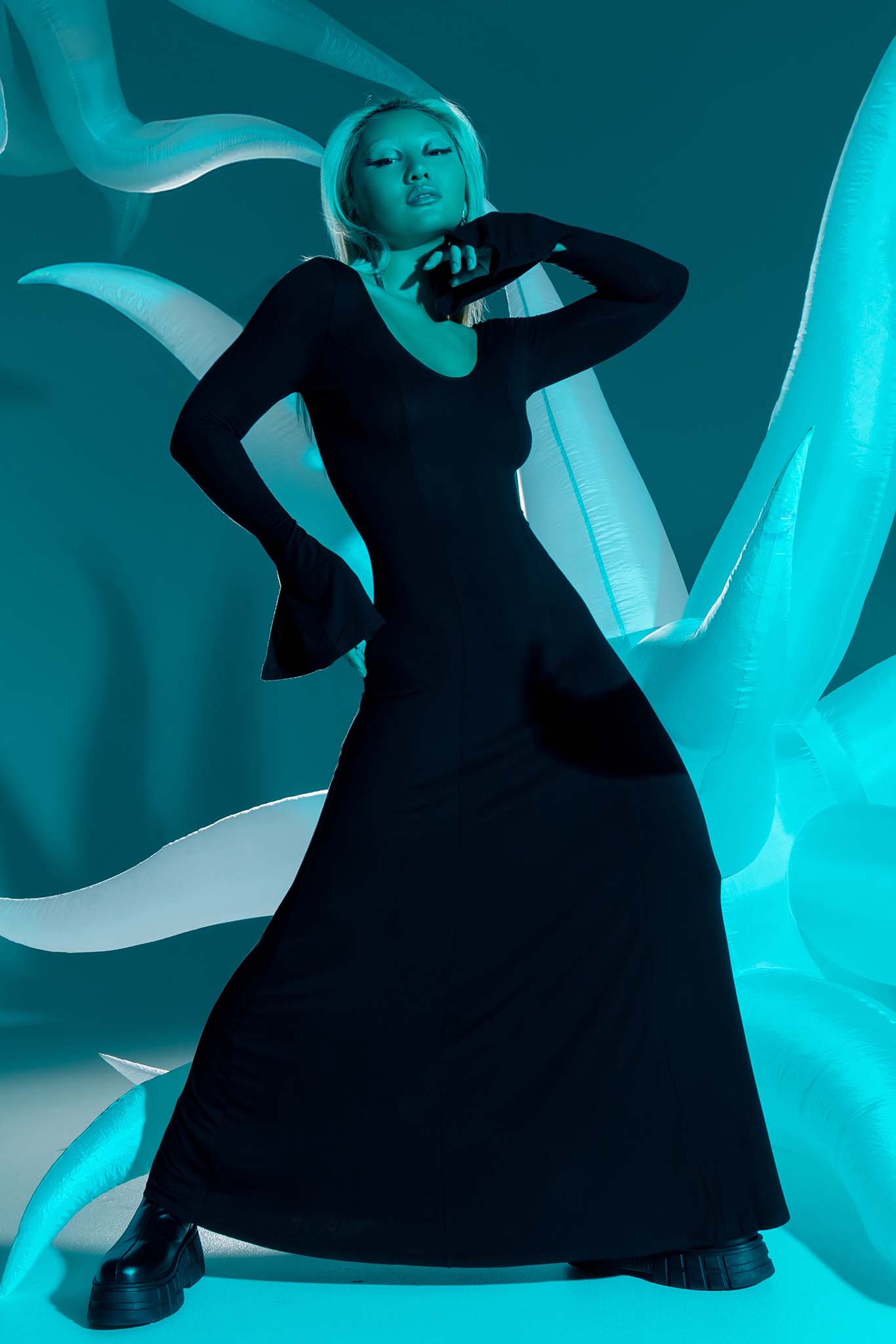Mythos Split Sleeve Maxi Dress - Image 5
