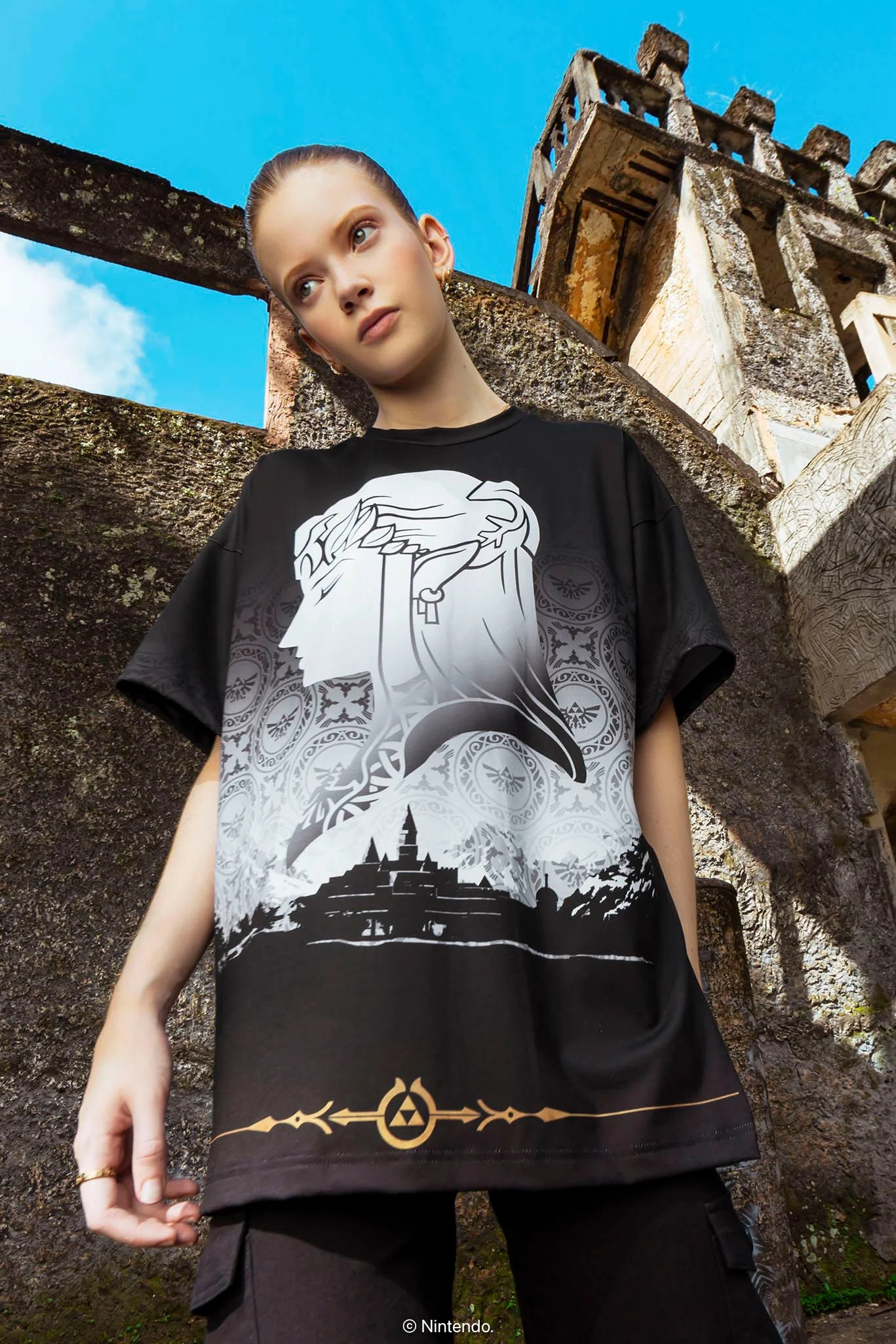 Princess Zelda And Link Big Tee - Image 4