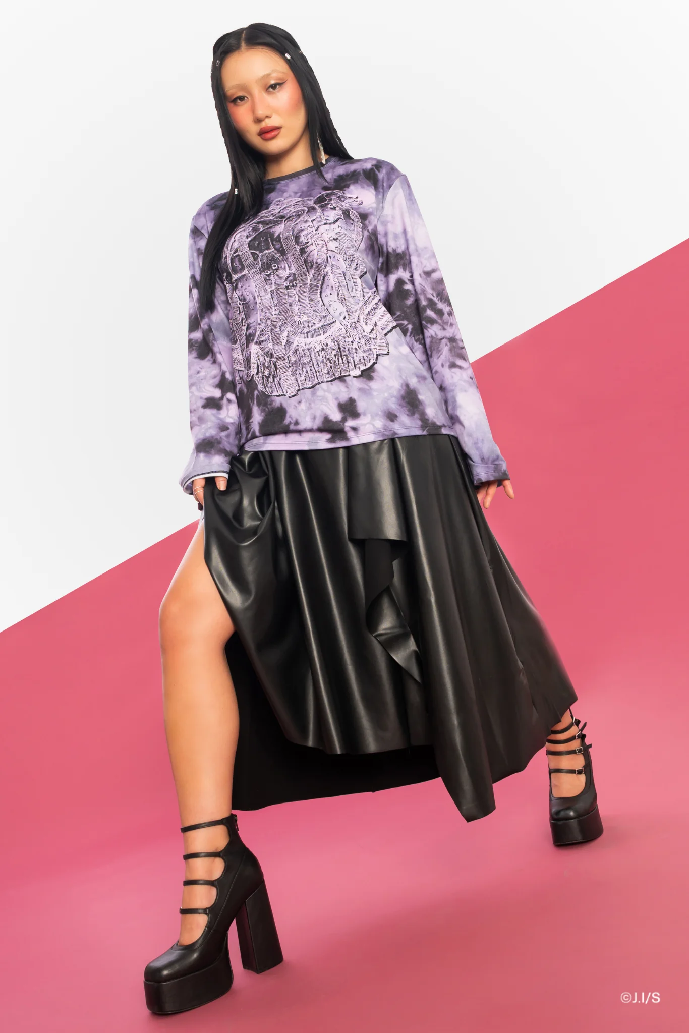 The Pull Of The Death Stench Long Sleeve Oversized Boyfriend Tee - Image 2