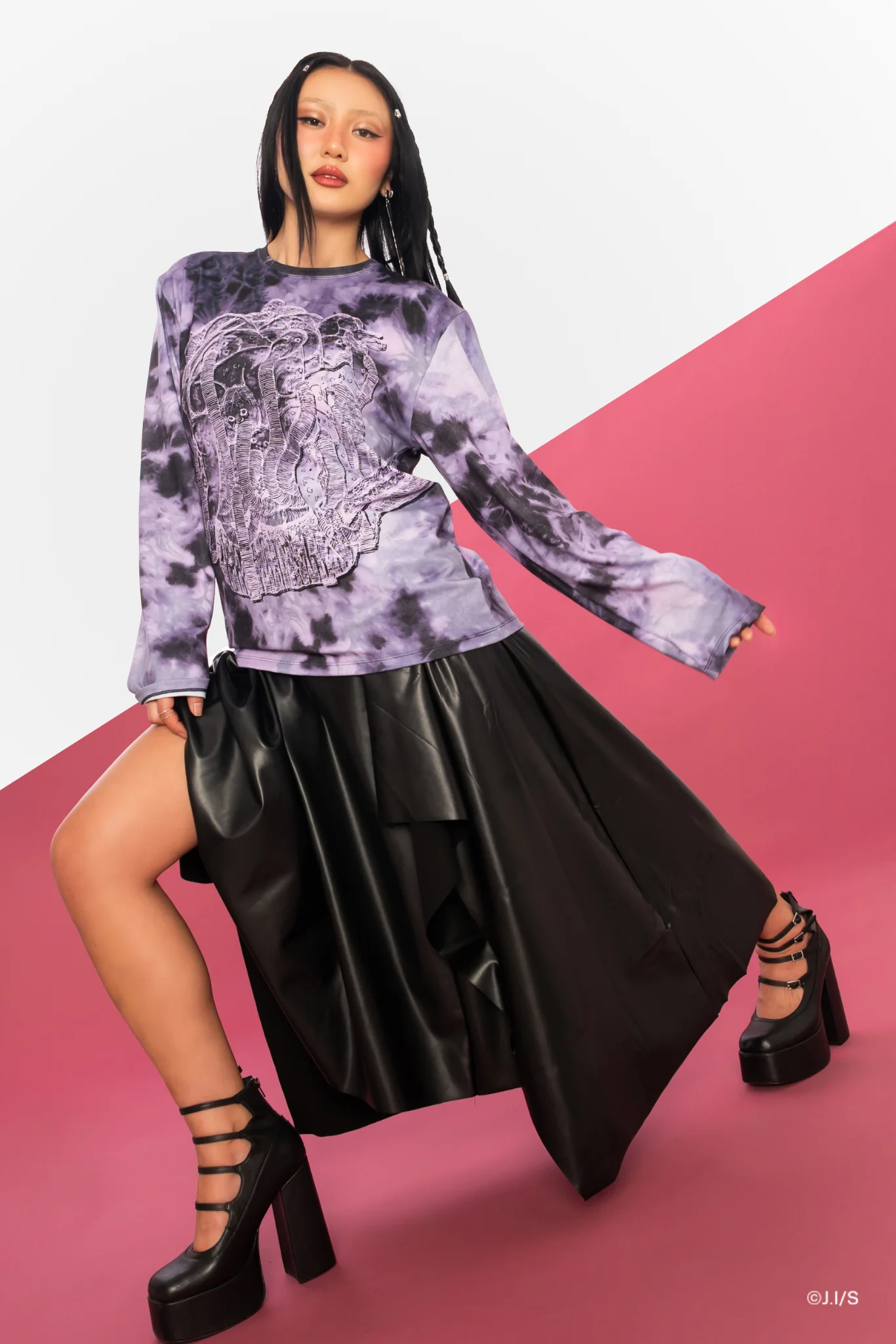 The Pull Of The Death Stench Long Sleeve Oversized Boyfriend Tee - Image 9