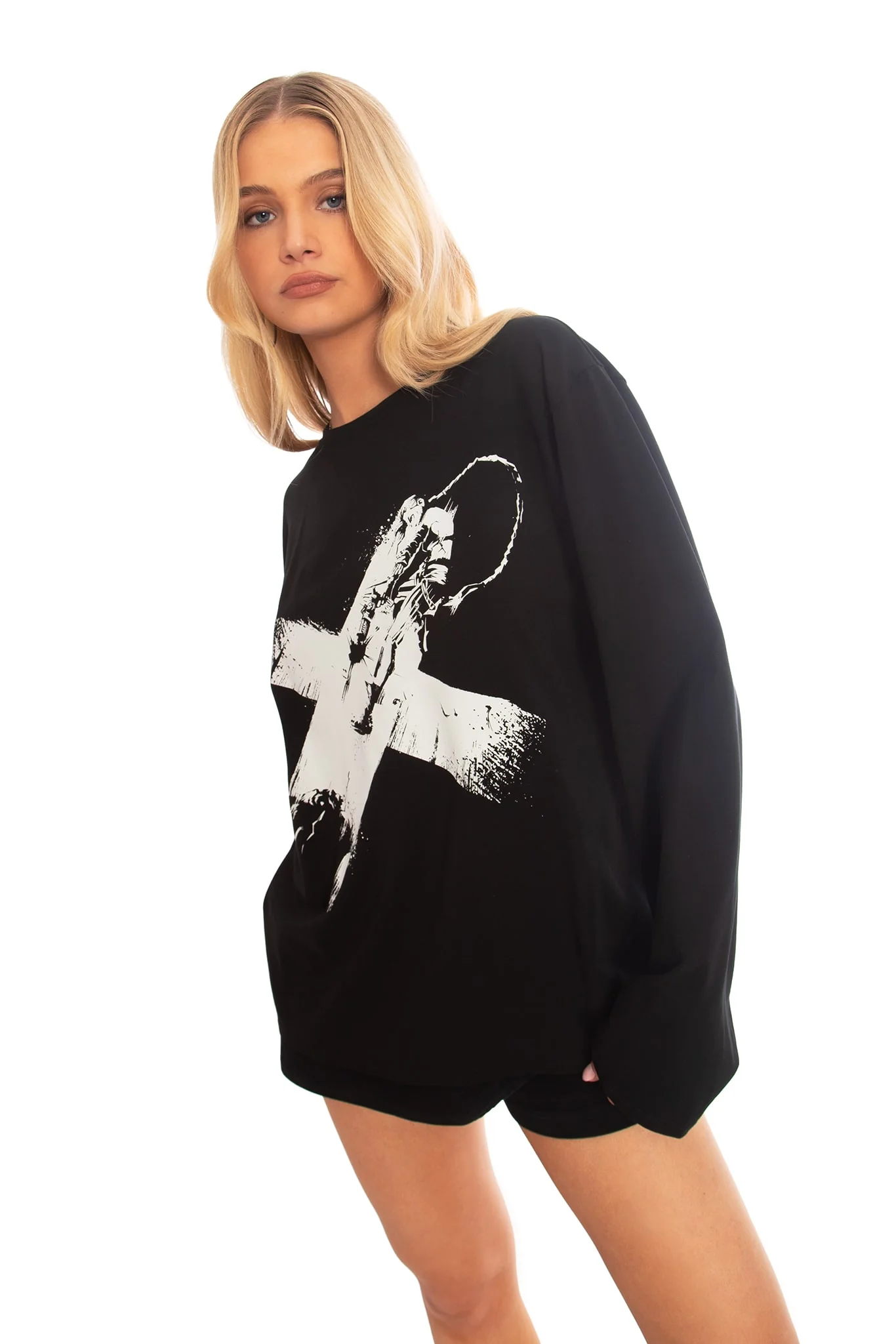 Warwick Long Sleeve Oversized Boyfriend Tee - Image 7
